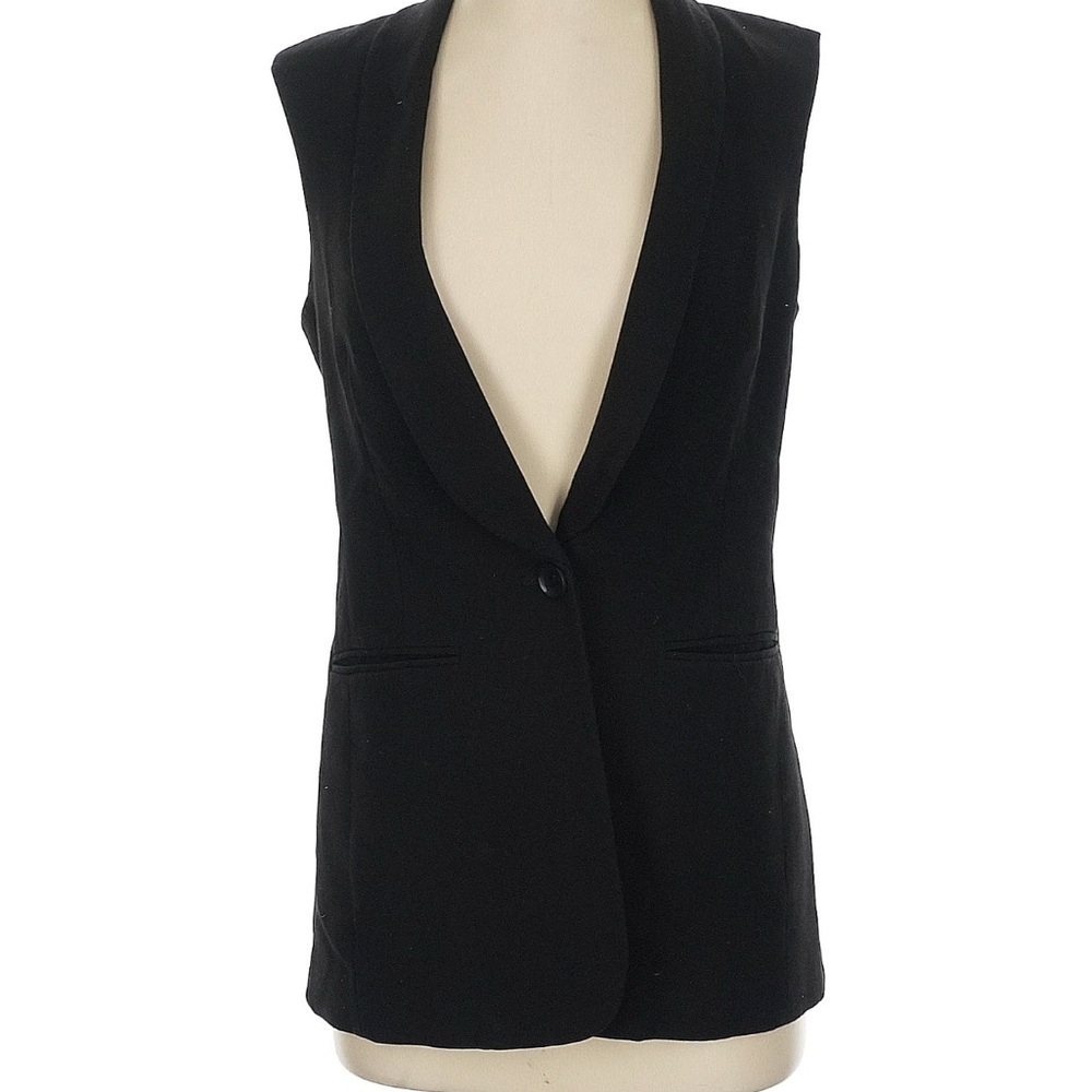 BCBGMaxAzria Elegant Black Sleeveless Vest
